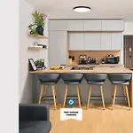 Beta - Free Garage, Air Condition, Garden, At Metro, 2nd Parking On Request Praag