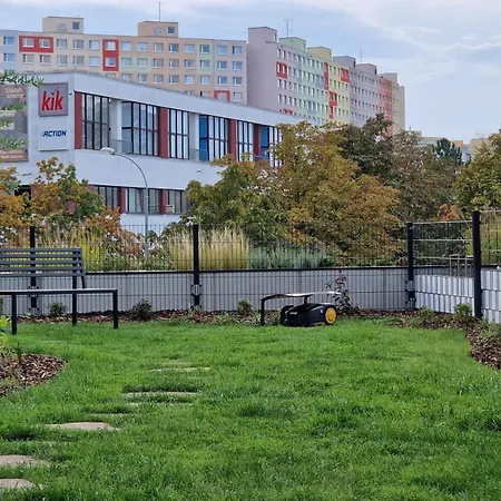 Apartment Beta - Free Garage, Air Condition, Garden, At Metro, 2nd Parking On Request *