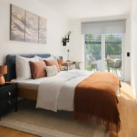 Beta - Garage, Air Condition, Garden, At Metro Apartment