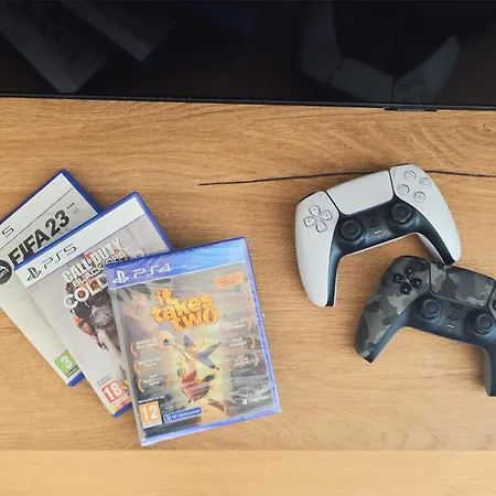 Beta - Free Garage, Air Condition, Garden, At Metro, 2nd Parking On Request Apartmán Praha