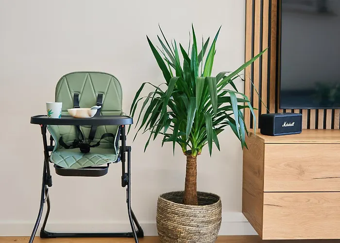 Beta - Free Garage, Air Condition, Garden, At Metro, 2nd Parking On Request * Praha