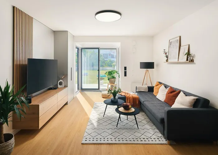 Beta - Free Garage, Air Condition, Garden, At Metro, 2nd Parking On Request *